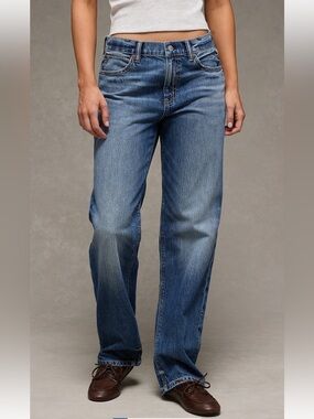 AE Strigid Low-Rise Ex-Boyfriend Baggy Straight Jeans 12